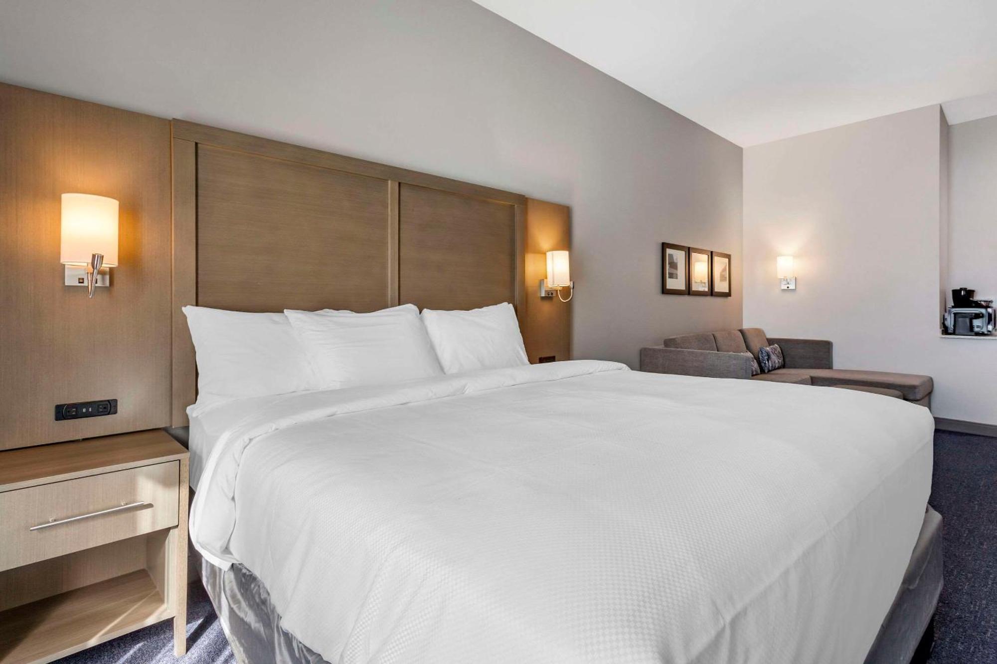 Comfort Suites Scottsdale Talking Stick Entertainment District Kültér fotó